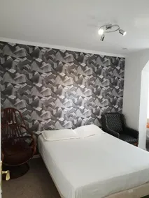 Appartement Centre Bordeaux avec Garage sur demande - Image 3