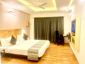 Click Hotel DBR - Image 5