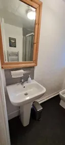 Holly Cottages Guest House - Image 3