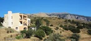 Eriki Studios & Apartments - Image 5