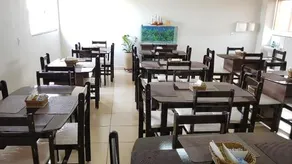 Golden Hotel - Image 3