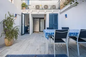 Ferienhaus 'Bluehouseportixol' mit privatem Patio, fahrradfreundlich, Marina & Strand/Bucht Palma - Image 3