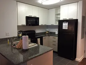 Third Square Apartments - Image 5