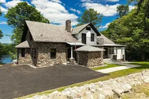 The Twin Lakes House - Lake view - Image 4