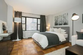 Modern Studio Apartment - Midtown East L - Image 3