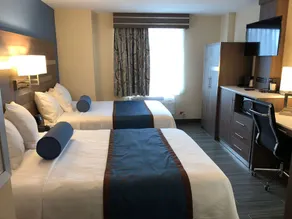 Best Western Plus Stadium Inn - Image 5