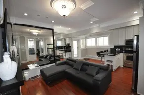 New Luxury Living Kingsway 2 Bedroom Suite - 3 King Size Beds - Image 2
