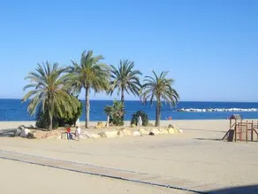 Laguna Beach 2 bedroom apartment with sun terrace sea views Wifi - Image 5
