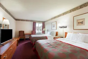 Ramada by Wyndham SeaTac Airport North - Image 3