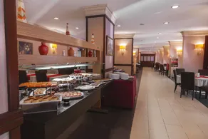 X Life Hotel - Image 5