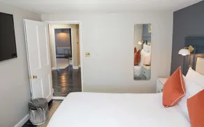 Henrietta House - Image 3