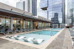 Austin Captivating 1BD 1BA 2nd Street District Apartment - Image 5