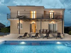 Secluded Villa in Murvica with Terrace - Image 2