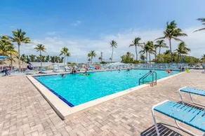 Fiesta Key RV Resort Waterfront Cottage 41 - Image 3
