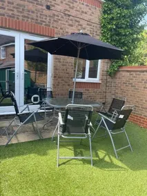 3 Bedroom House Ashford Kent Free Parking Free WiFi Big Monthly Discounts Sleeps 5 Elite Stays UK - Image 2