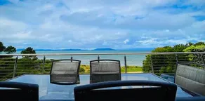 Swansea Beach House Oceanfront - Image 3