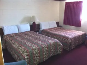 Budget Inn Neosho - Image 1