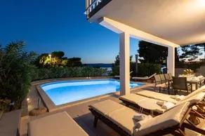 Magnificent Villa With Pool, Hot Tub, Sea View, Sauna - Image 2