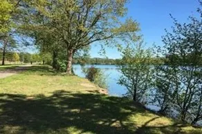 Camping Des Ballastieres - Image 3
