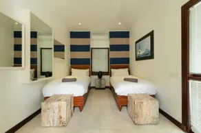 Eden Island Dolce Vita Luxury Villa - Image 2