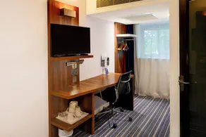 Belvilla Crewe City Centre Hotel - Lifestyle - Image 3