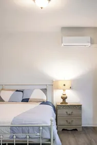Cozy Home Near LA With Full Kitchen Laundry - Image 3
