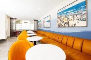 Microtel Inn & Suites by Wyndham Carolina Beach - Image 4