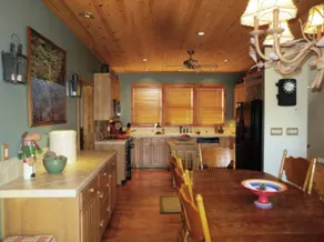 Forest Glen Lodge - Image 4