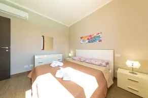 Luxury Villas - Image 2