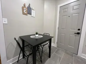 Midtown Hideaway: Just 3 miles from Everything - Image 4