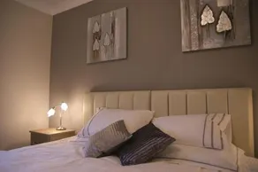 Linden Bed & Breakfast - Image 3