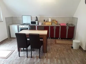 Apartment Mrsinj - Image 2