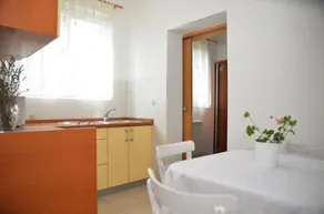 Apartments 5M - Image 2