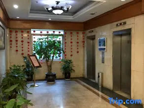 Junshang Hotel (Hangzhou Wulin Square Baoshanqiao Subway Station) - Image 4