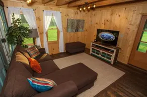 The Barn At Cold Mountain Pond is an Endearing Family Cabin Nestled in the Heart of the Cherry Log - Image 3