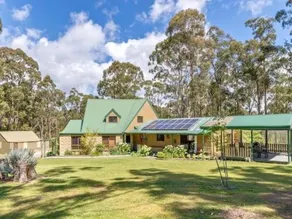 Belle's Bed & Breakfast - Image 2