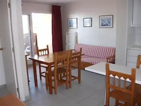Apartamento Roc Mar 4 3c - Image 4