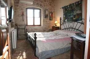 Anelina Villa - Image 4
