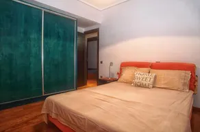 City & Sea two-floor Flat with View next to Metro - Image 4