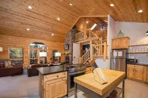 Aspen Meadow Lodge - Image 2