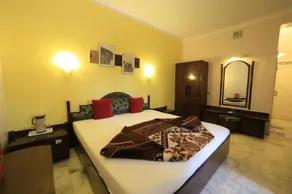 Hotel Maganji's - Image 3