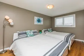 Kashy Homes - Charming Single Home Near Downtown - Image 5