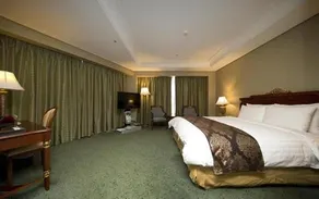 High1 Resort - Image 2