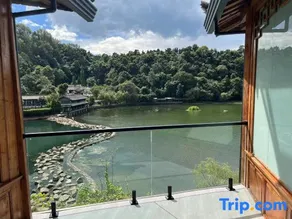 Yiyun Lakeside Inn - Image 2