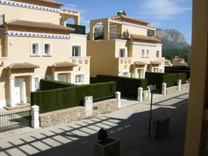Green - Image 4