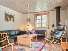 6 Person Holiday Home in Ronne - Image 4