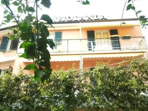 Hotel Villa Jolanda - Image 4