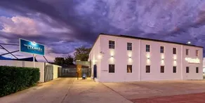 Best Western Dragon & Phoenix Motel - Image 5