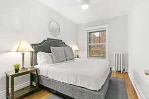 Chic 2BR Escape - Buckingham 1 - Image 5