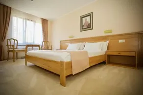 B&b Trust Hotel - Image 3